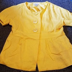 Short-sleeved jacket